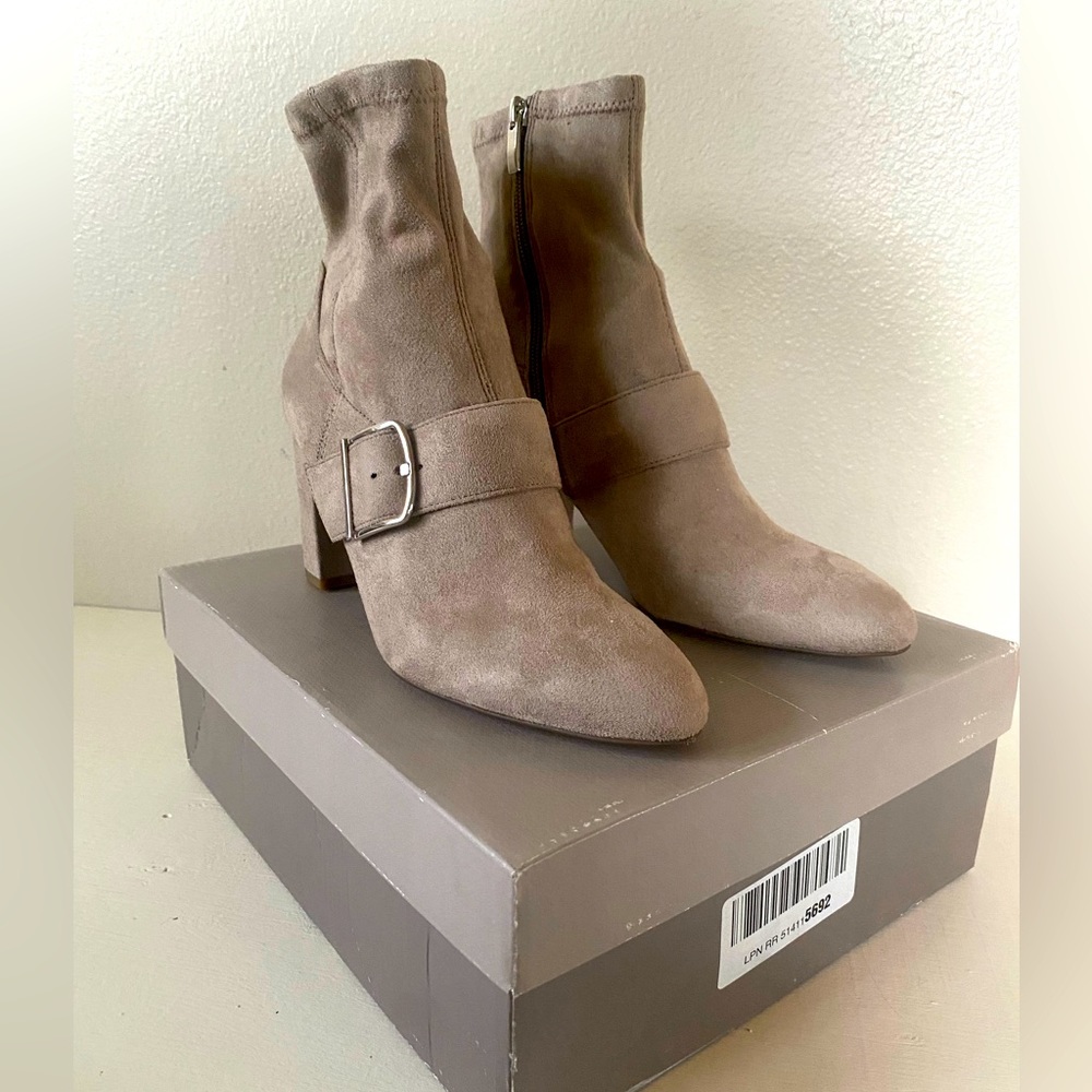 Franco Sarto Eugenia Bootie Grey Size 9